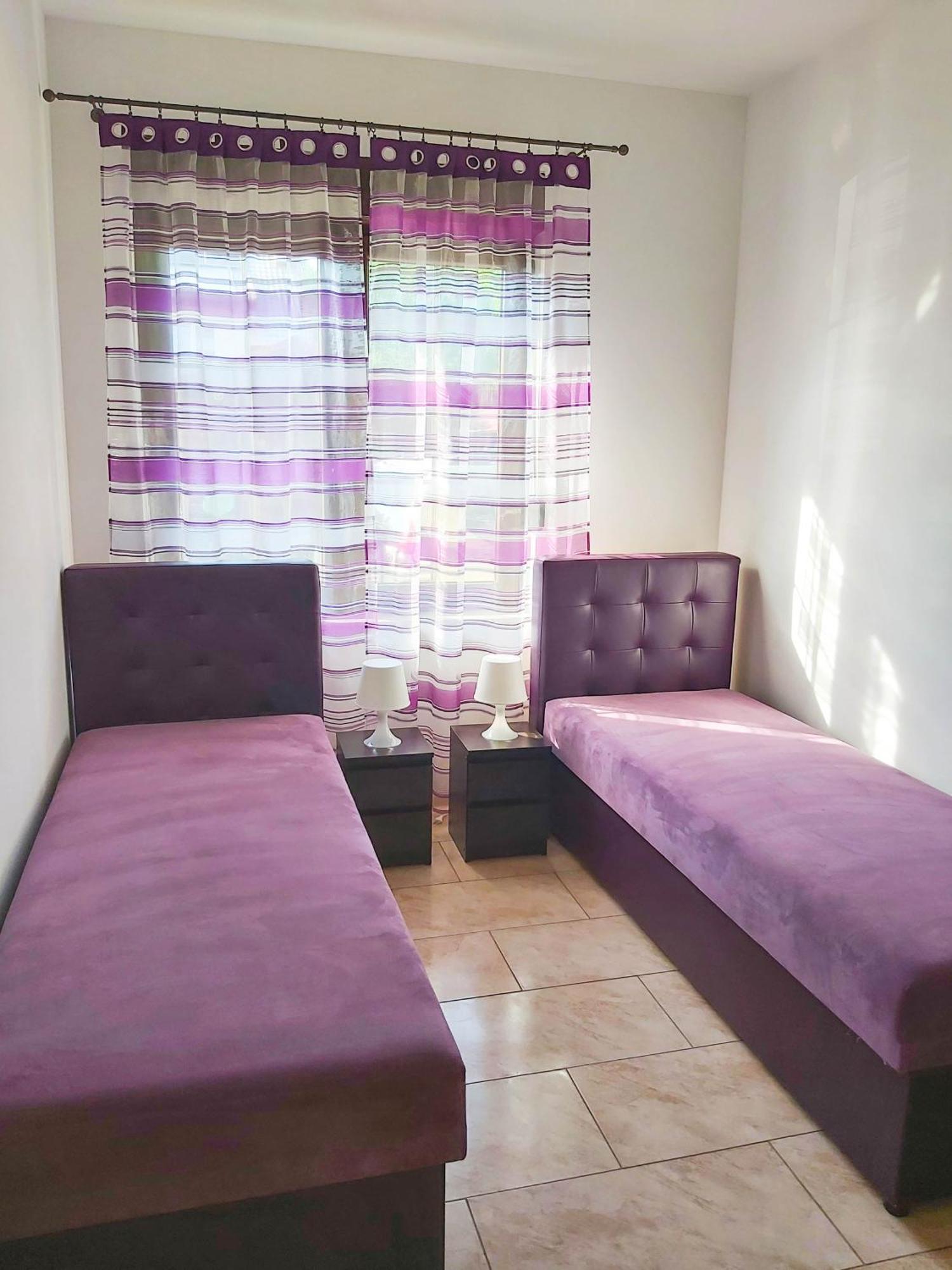Osrodek Wypoczynkowy Raf-Mil Aparthotel Wicie  Exterior foto