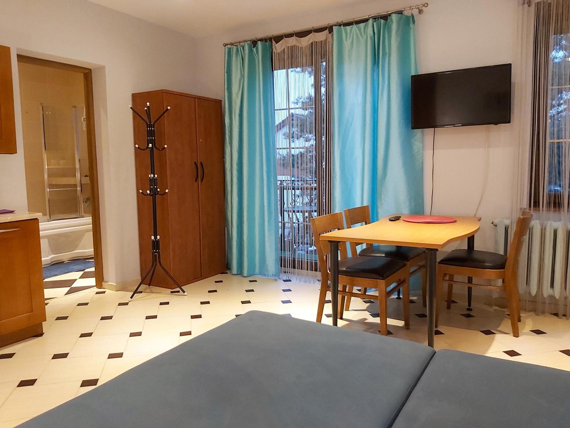 Osrodek Wypoczynkowy Raf-Mil Aparthotel Wicie  Exterior foto
